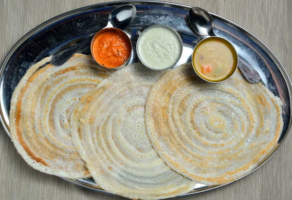 Dosai (Dosa) - colazione indiana del sud — Foto Stock