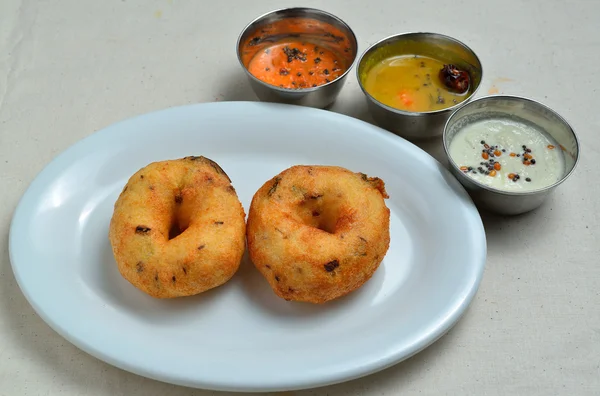 Methu Vadai (Vada) - Jihoindická svačinka — Stock fotografie