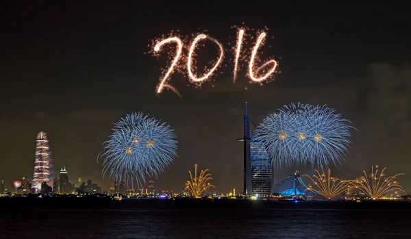 Dubai fuegos artificiales de año nuevo 2016 —  Fotos de Stock