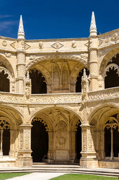 Claustro del Monasterio de Jerónimos —  Fotos de Stock