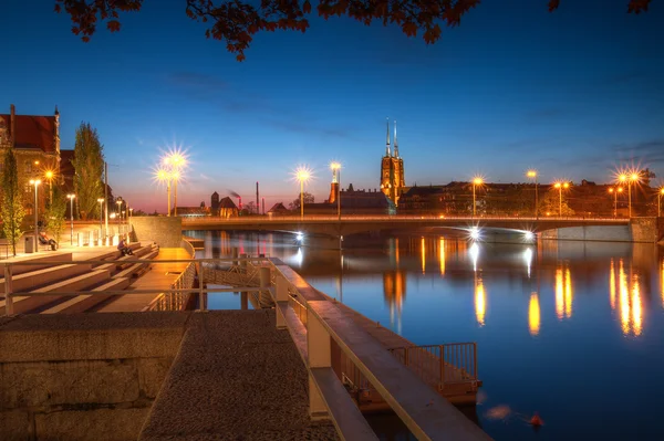 Wroclaw kvällen staden landskap — Stockfoto