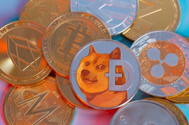 Dogecoin DOGE grubu Cryptocurrency coin bitcoin, Ethereum ETH, Binance Coin, Zcash TRON sembolü Sanal engelleme teknolojisi ve Red light ima ile dahil edildi.