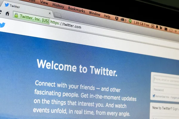 Tayland - 2 Eylül 2014: Twitter sayfa görünümü web b kaydolun — Stok fotoğraf