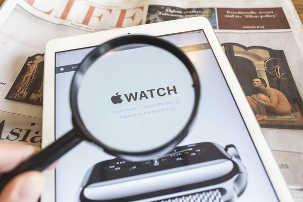 CHIANG MAI, TAILANDIA - 17 de septiembre de 2014: Apple Computers websi — Foto de Stock