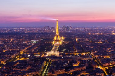 Sunset eiffle kulesi. Paris. Fransa