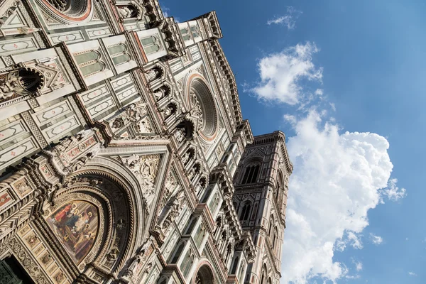 Fasada Basilica di Santa Maria del Fiore (Bazylika z Sai — Zdjęcie stockowe