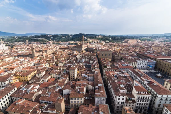 Widok na katedrę Santa Maria del Fiore we Florencji, Włochy — Zdjęcie stockowe