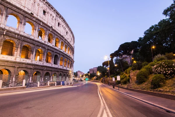 Skvělá colosseum, Řím, Itálie — Stock fotografie