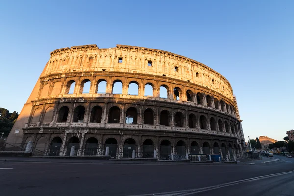 Skvělá colosseum, Řím, Itálie — Stock fotografie