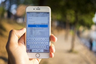 CHIANG MAI, THAILAND - JANUARY 04, 2015: Linkedin is a social networking website for people in professional occupations on apple iphone 6 with login page.