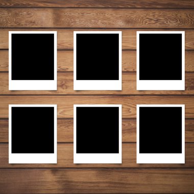 Polaroid fotoğraf çerçevesi ahşap arka plan doku