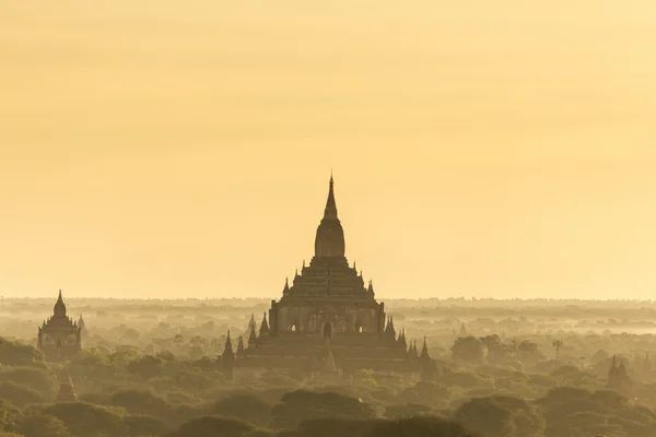 Património mundial 4.000 pagode paisagem de Bagan, Myanmar . — Fotografia de Stock