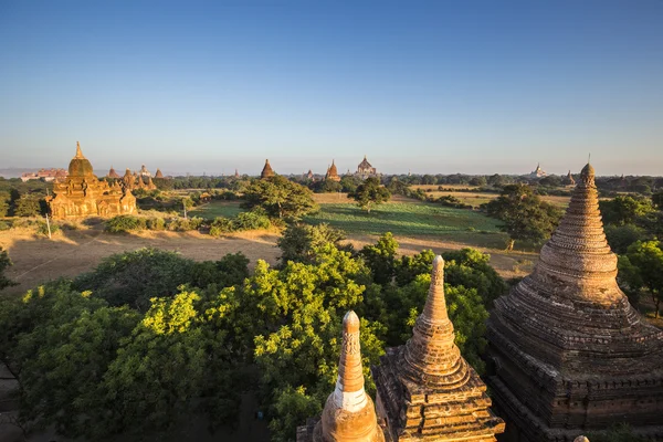 Património mundial 4.000 pagode paisagem de Bagan, Myanmar . — Fotografia de Stock