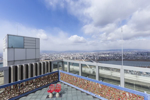 Osaka topview com nuvem à luz do dia . — Fotografia de Stock