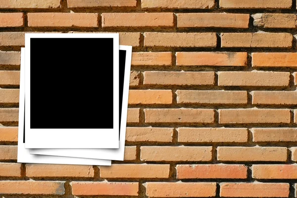 Photo frame on Brick wall texture and background — Stockfoto
