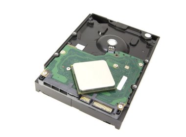 HDD (sert yuvarlak yüzey götürmek) ve Cpu (merkezi işlem birimi) depolama veri ve beyaz arka plan üzerinde izole işleme için