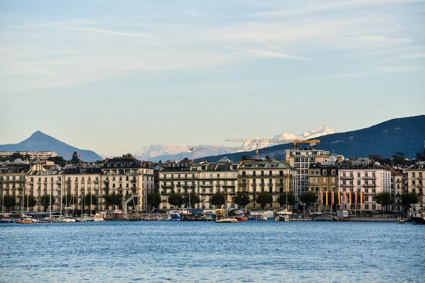 Cenevre Gölü görünümü