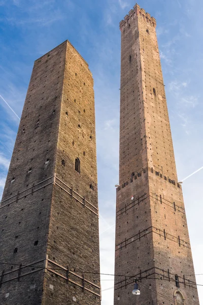 Las dos torres de Bolonia — Foto de Stock