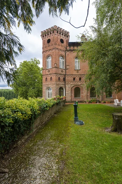 Castelo Real de Oviglio no Piemonte — Fotografia de Stock