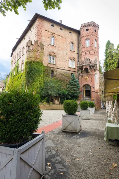 Királyi kastély Oviglio, Piemont-ban — Stock Fotó