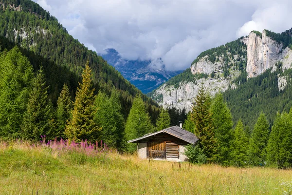 Val San Nicolo en el valle de Fassa — Foto de Stock