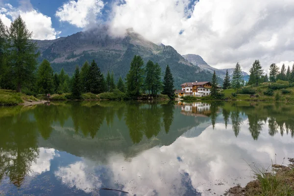 小山湖 — 图库照片