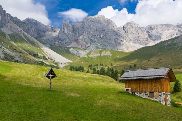 Valle de Fuciade en los Dolomitas —  Fotos de Stock