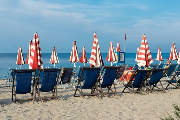 Parapluie dans un Beach Resort — Photo