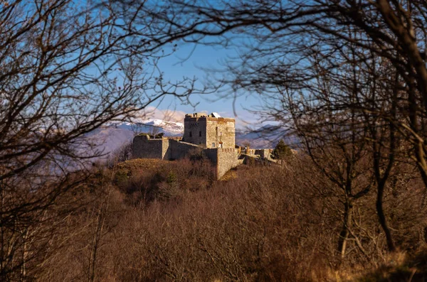 ジェノヴァ周辺の丘の要塞の一つであるプイン砦はイタリアで — ストック写真