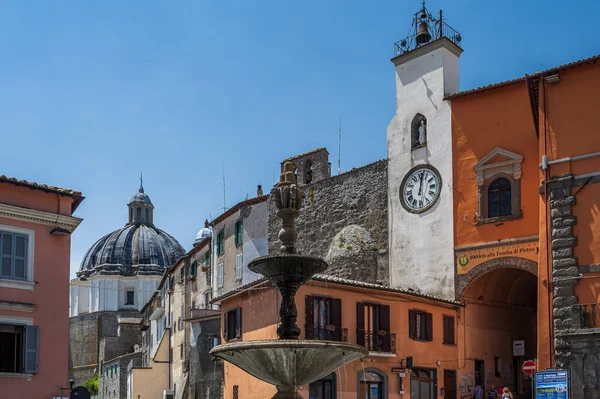 Kapıdaki Saat Kulesi Eski Montefiascone Kasabasına Giriyor Bolsena Gölü — Stok fotoğraf