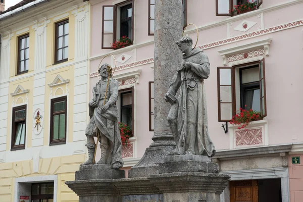 Standbeelden in Ingelmunster loka — Stockfoto