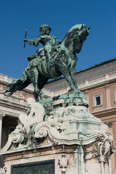 Estatua en el Castillo de Buda — Foto de Stock