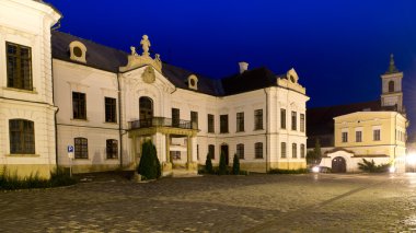 Veszprem eski şehrin gece görünümü