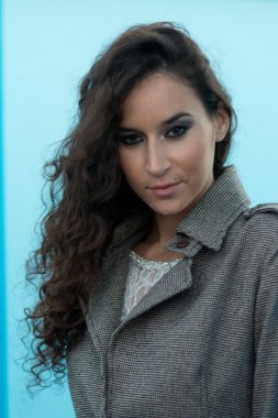 Montlu bir gelin portresi