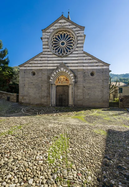 Fieschi Bazylika San Salvatore di Cogorno — Zdjęcie stockowe