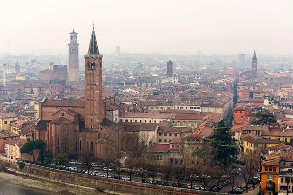 Sant 'Anastasia en Verona, Italia — Foto de Stock