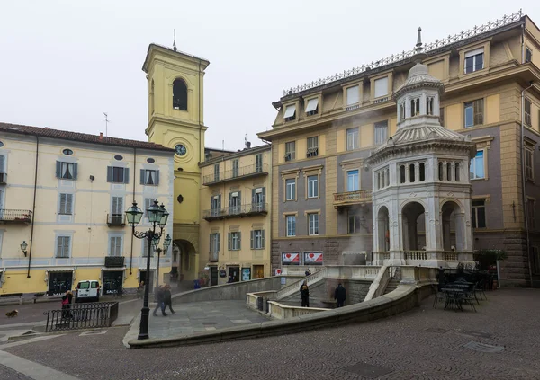 Fountain La Bollente in Acqui Terme — Stock Photo, Image