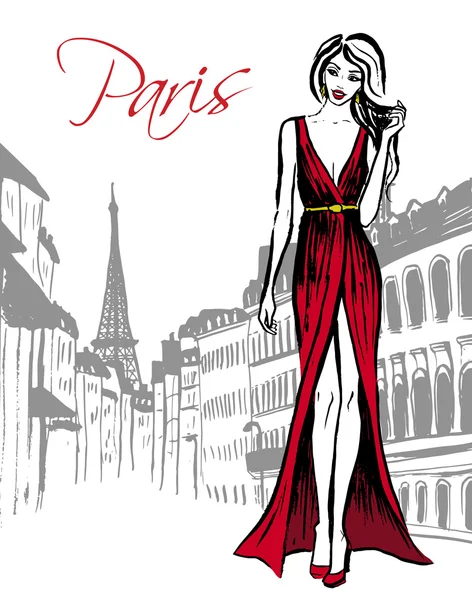 Paris'te yürüyen kadın