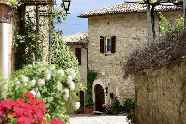 Public street in Montefalco — Stock Photo, Image