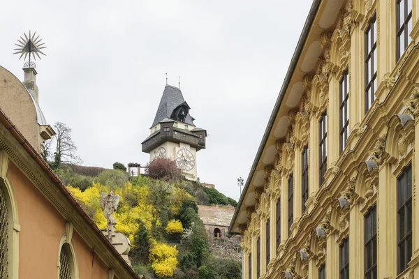 Óratoronnyal Graz, Ausztria — Stock Fotó