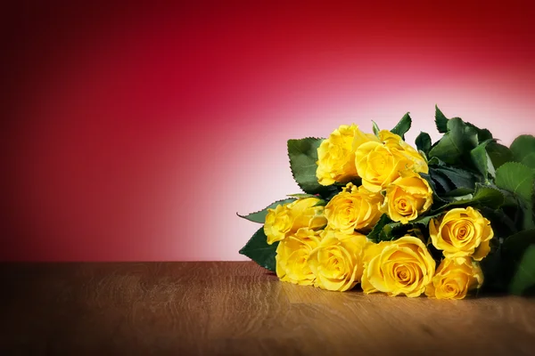 束黄玫瑰 — 图库照片