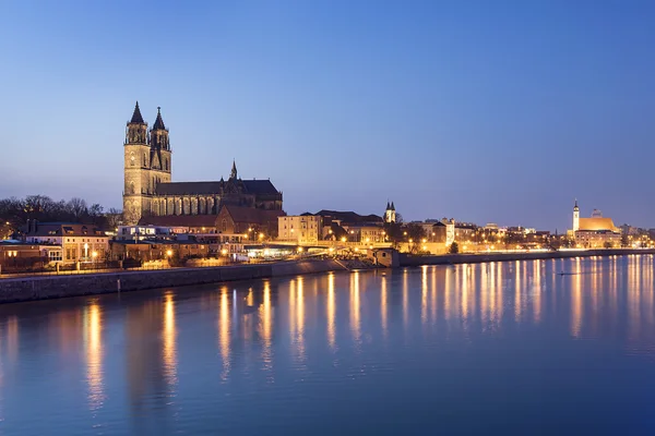 Nachtszene magdeburg — Stockfoto