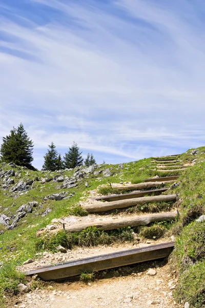 Sökvägen till toppmötet Breitenstein — Stockfoto