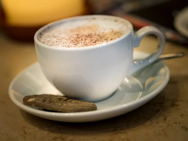 Cup of cappuccino — Stock Photo, Image