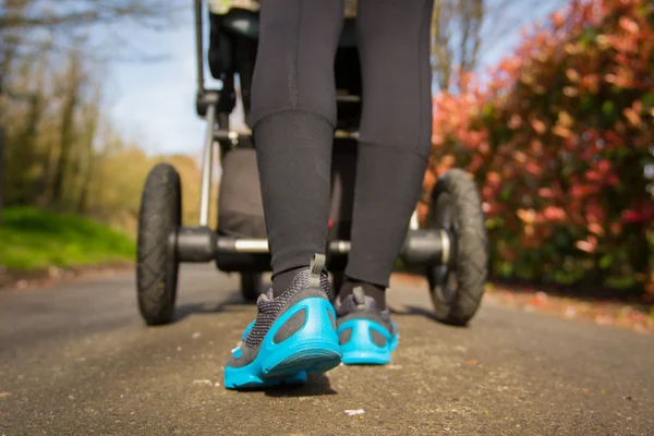 Jog in a park — Stock Photo, Image