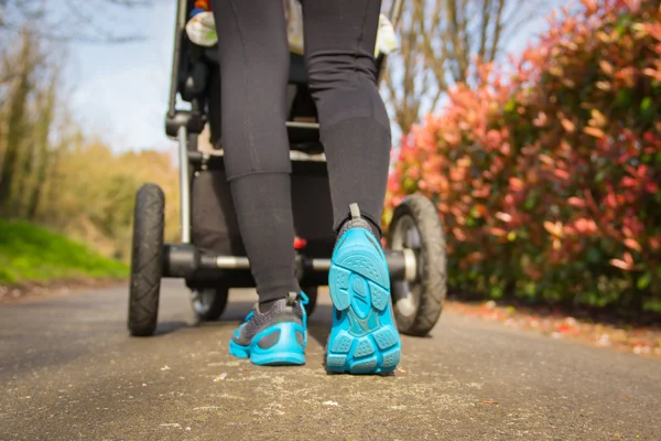 Jog in a park — Stock Photo, Image