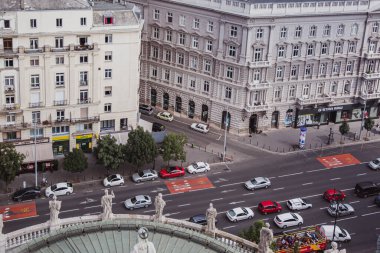 Budapeşte manzarası güneşli bir günde St. Stephens Bazilikası, Budapeşte, Macaristan 'dan