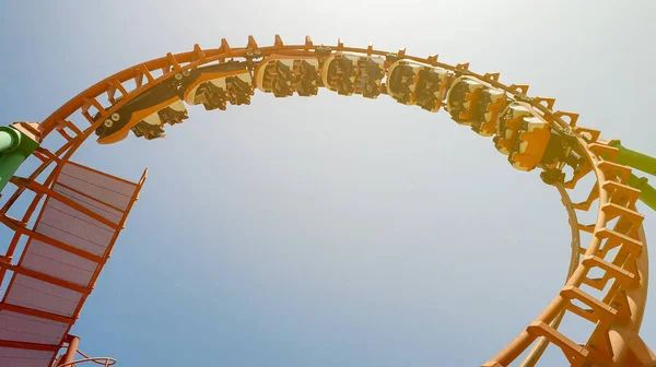 Passengers Upside 360 Degree Rollercoaster Ride — Stock Photo, Image