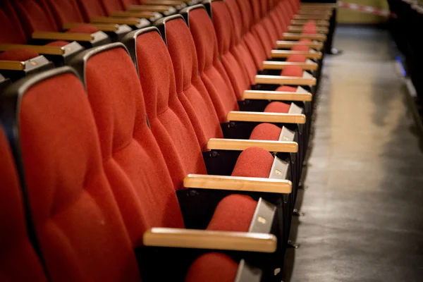 Fotele teatralne czerwony — Zdjęcie stockowe