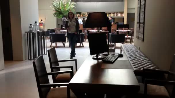 Otel barında modern tasarım — Stok video